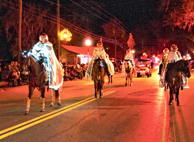 W - HS Parade - Carson  DSC6712