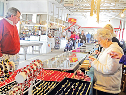 Waldo_Flea_Market